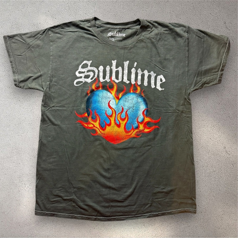 Sublime Flaming Blue Heart Graphic T-Shirt Mens Charcoal Gray Size M/L Band Tee